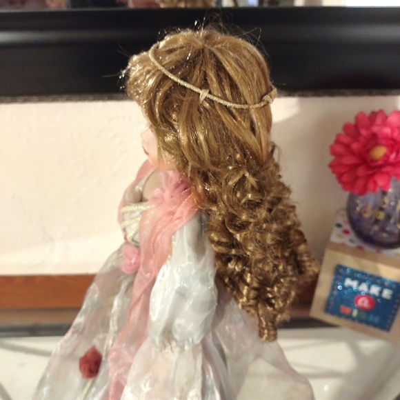 Porcelain Doll Cathay collection curly blonde hair on flowering dress - Picture 4 of 12